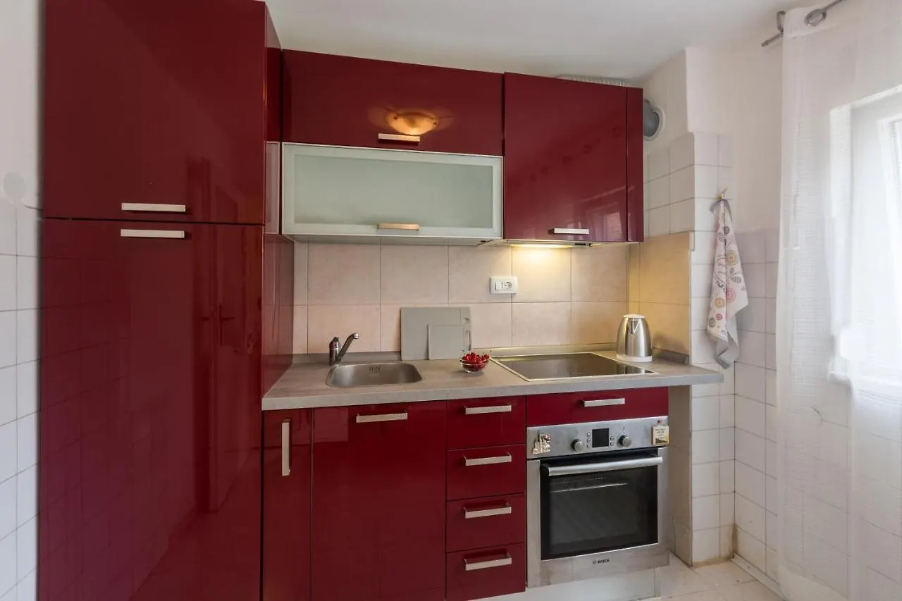 Apartments With A Parking Space Umag - 19741 Croatia