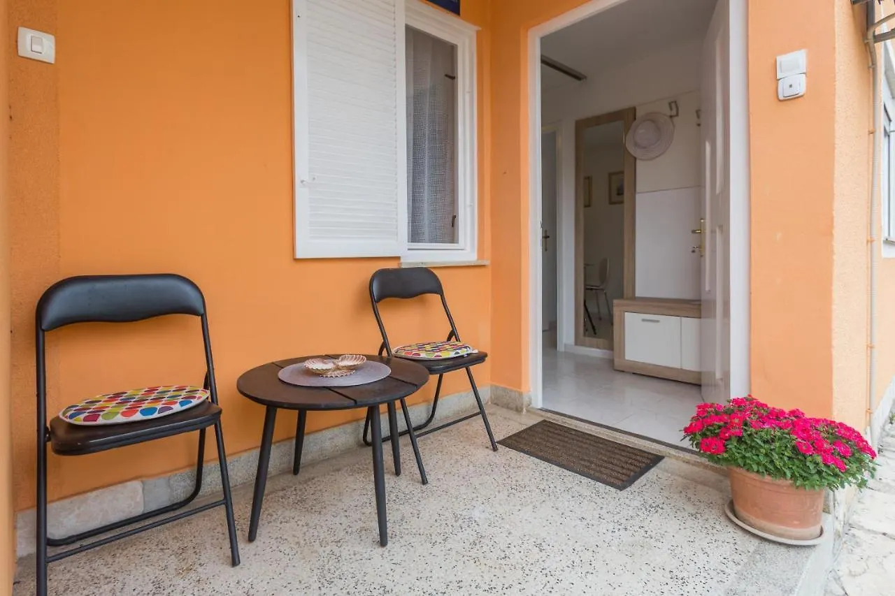 Apartments With A Parking Space Umag - 19741 Хорватия