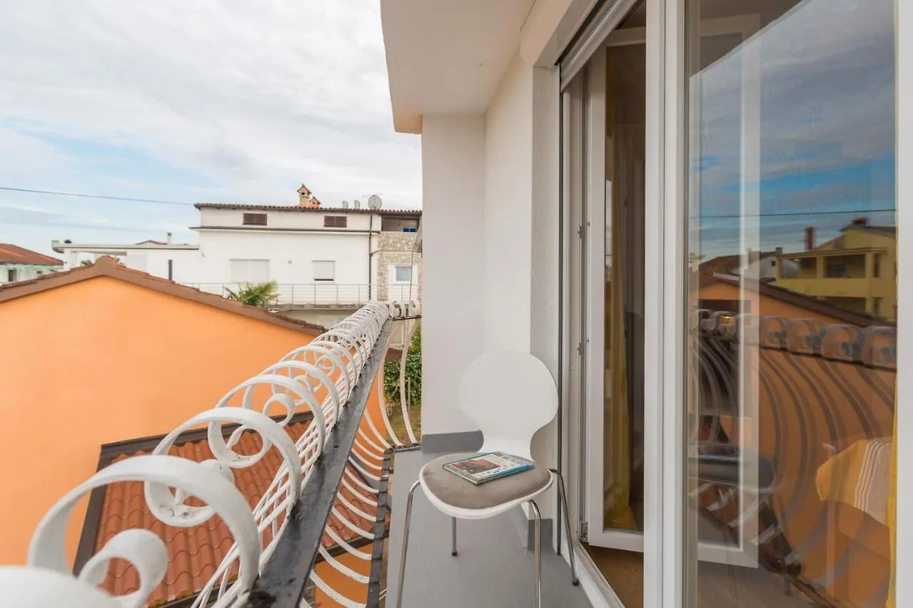 Apartments With A Parking Space Umag - 19741 Croatia